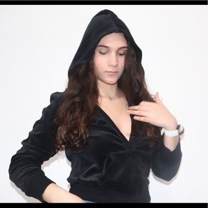 Y2K Cropped Velvet Hoodie